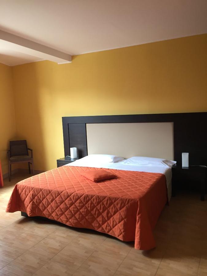 64Rooms Enna Exteriér fotografie